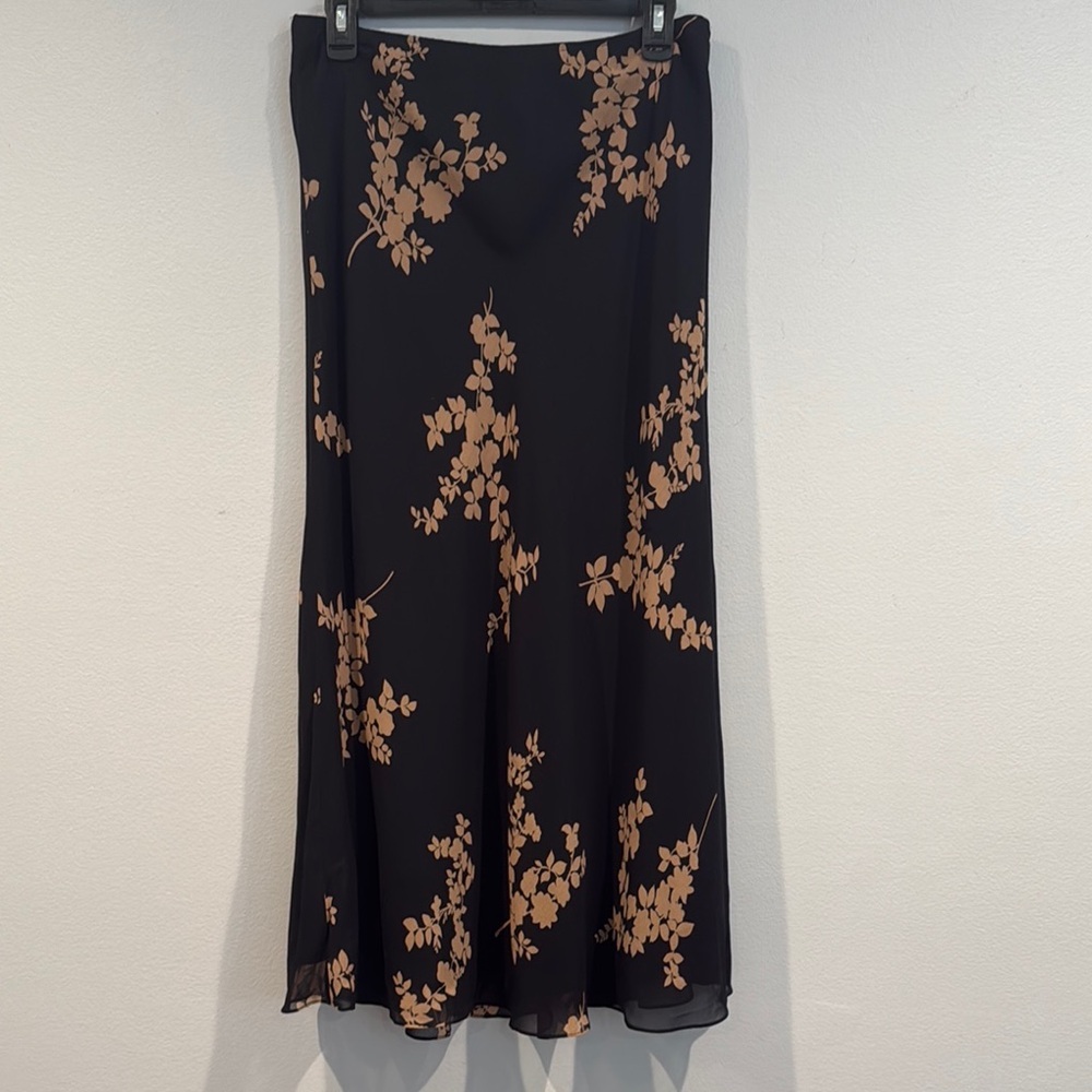 David Warren New York Black and Tan Floral Sheer Skirt - Size 14
